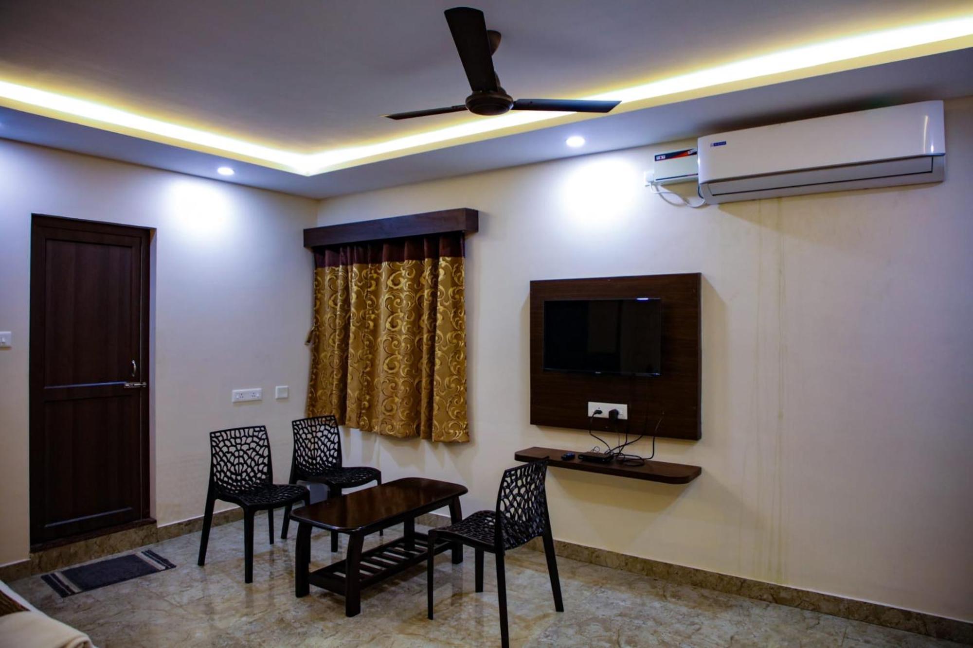 Hotel Grand Sapphire & Elite Suite Pondicherry Exterior foto